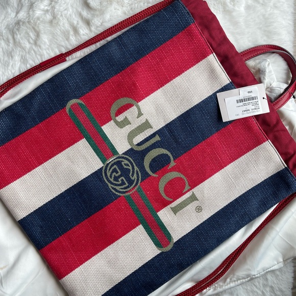 Gucci Logo Drawstring Backpack (new and unused) - Picture 4 of 7